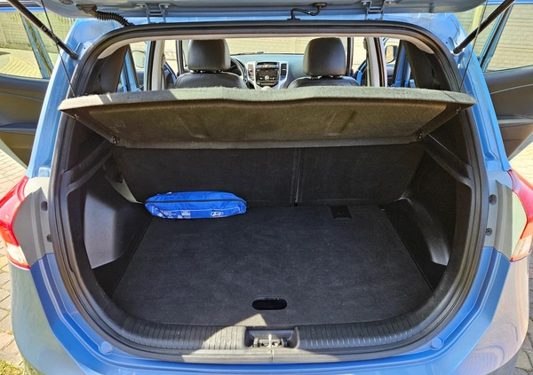 Hyundai ix20 cena 33400 przebieg: 148369, rok produkcji 2012 z Zgierz małe 106